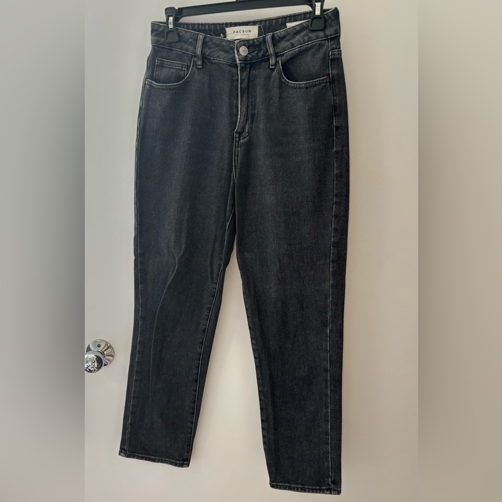 PacSun Hogh Rise Mom Jeans